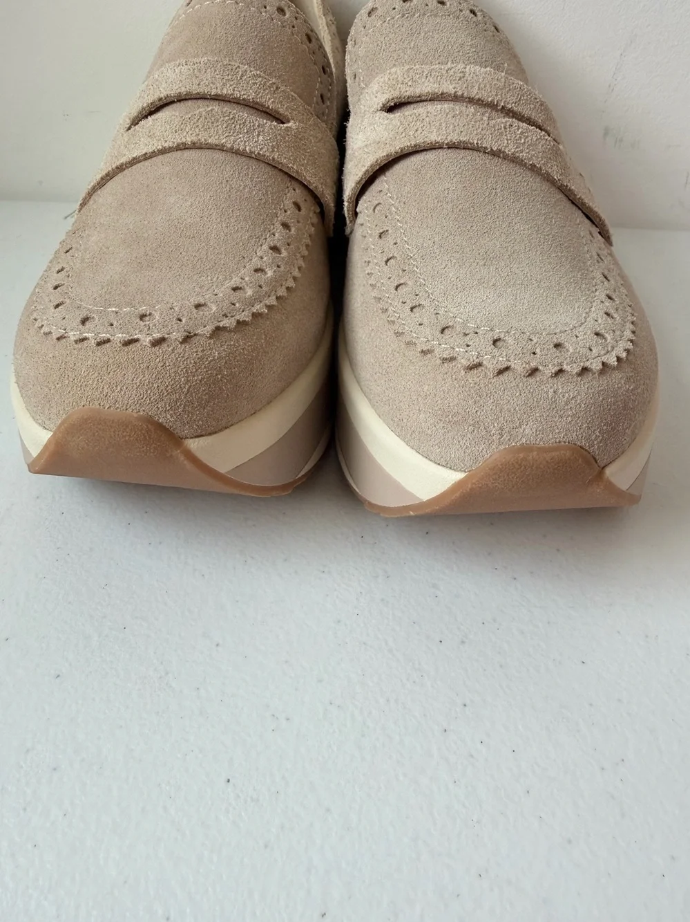 Dolce Vita Jeeta Suede Slip-On Platform Sneakers • Dune • size 8 • NWT *flaw